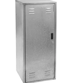 1ère partie de la grande armoire à selles - partie 1 / 2